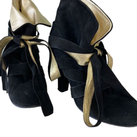 MARC Jacobs Ankle Boots Black and Gold Size 38.5 - Picture 2 of 9
